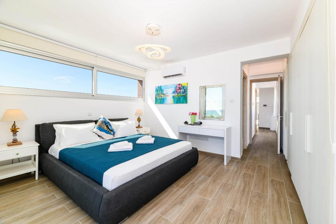 Infinity View Villa Aya Napa Dış mekan fotoğraf